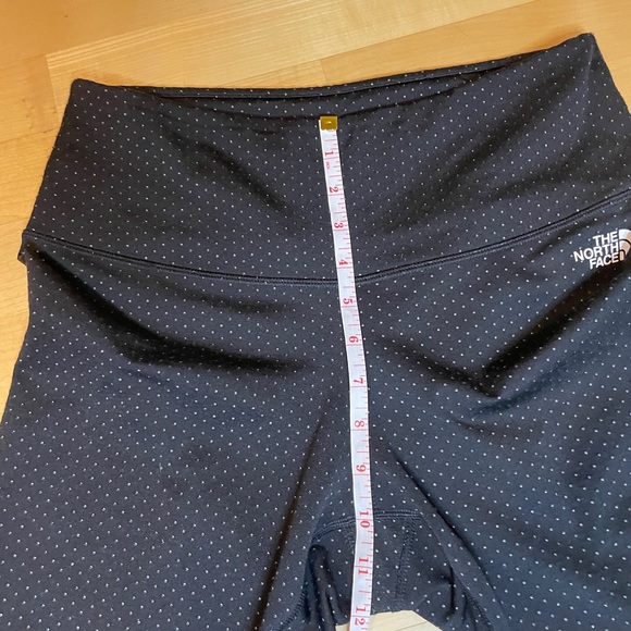 The North Face Motivation Strappy Leggings - Size Large - Picture 15 of 16